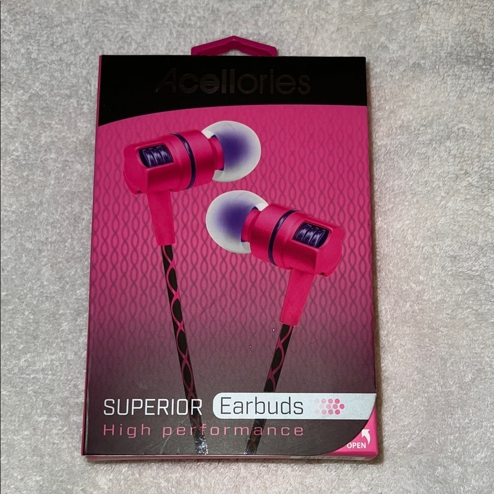 Acellories Pink Earbuds